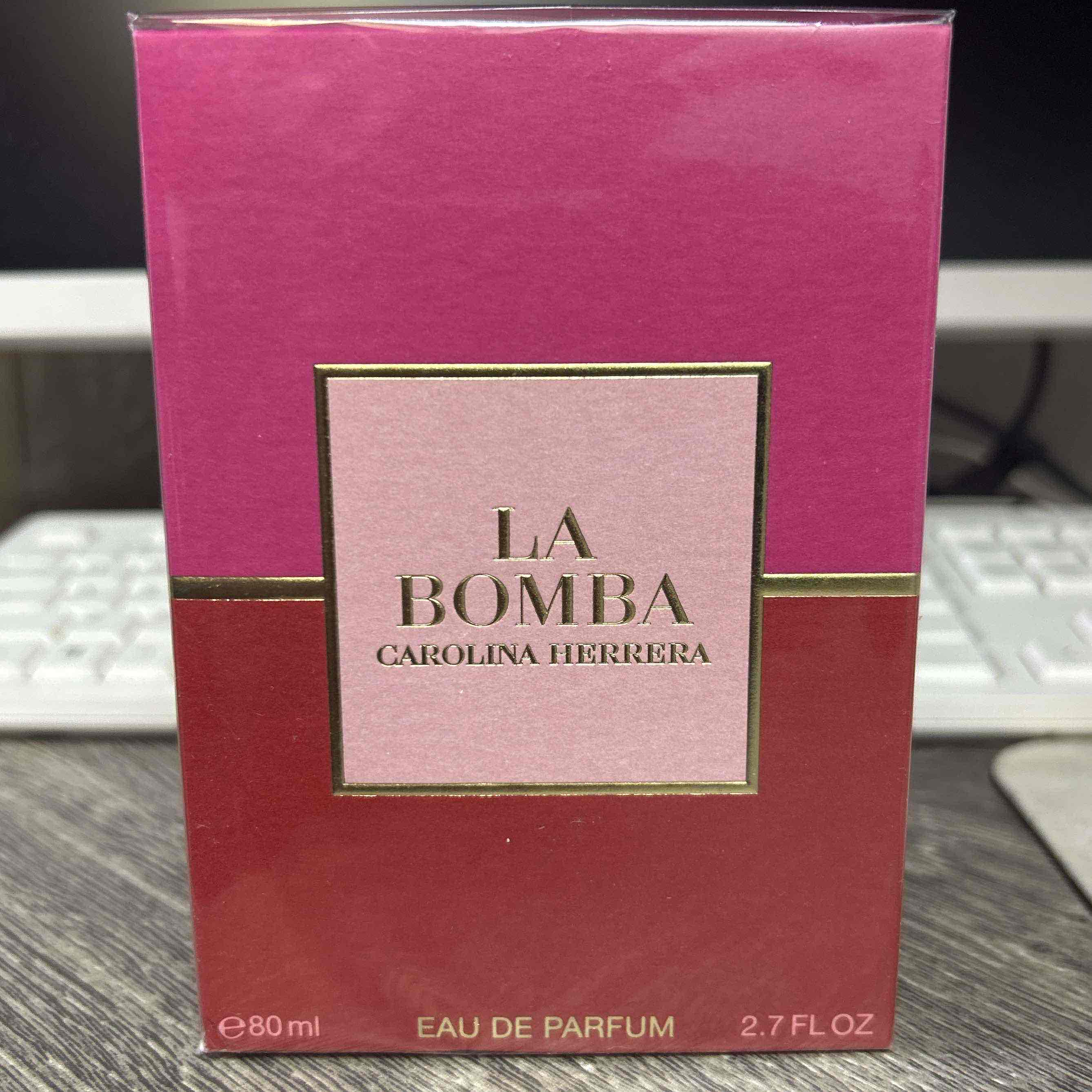 CAROLINA HERRERA LA BOMBA